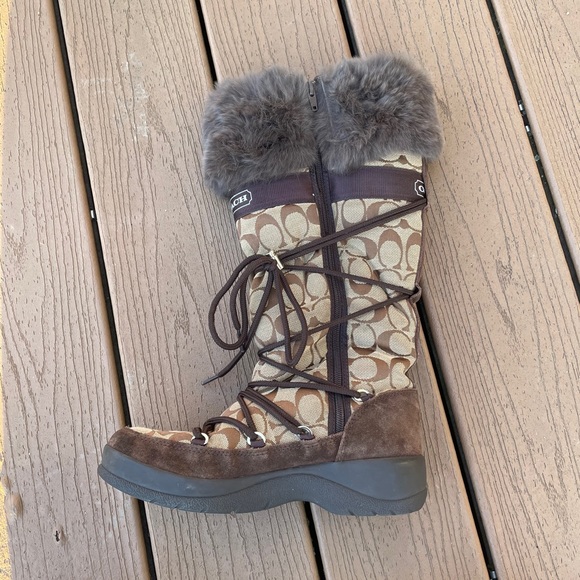 Coach Boots - Picture 6 of 9